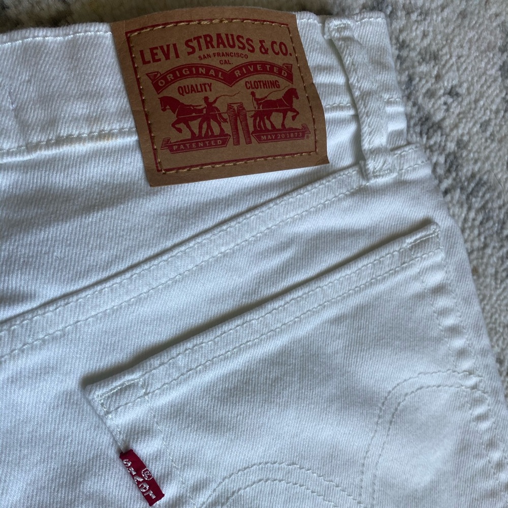 Womens White High Rise Levi Denim Shorts